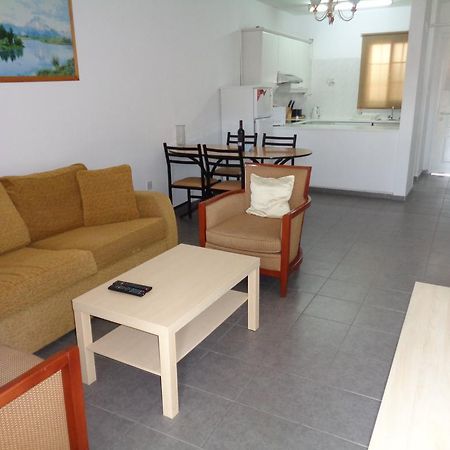 Santa Barbara Complex Lägenhet Limassol Exteriör bild