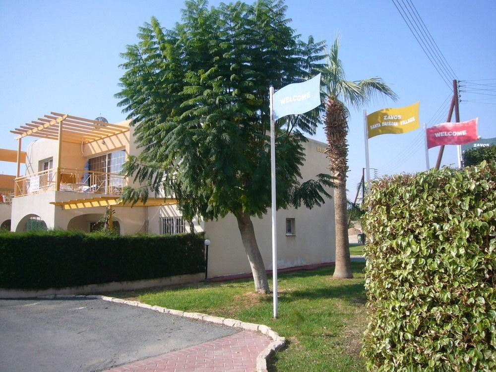 Santa Barbara Complex Lägenhet Limassol Exteriör bild